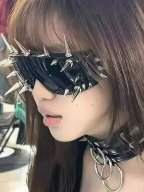 Spiked UNSEX Gothic Visor Sunglasses - Black